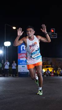 BIB: 40885
                            <button type="button" onclick="openModal(23006384)" class="btn btn-primary btn-sm float-right btn-popup" data-toggle="modal" data-target=".modal-high-quality">
                        <i class="fas fa-shopping-cart"></i> Add to Cart
                    </button>
                                            <button type="button" onclick="isThisMe(23006384, true)" class="btn btn-success btn-sm float-right btn-popup btn-isme hidden" data-toggle="tooltip" data-placement="bottom" title="นี่คือรูปของคุณใช่ไหม คลิกที่นี่เพื่อเอาเข้าอัลบั้ม">
                        <i class="fas fa-plus"></i> Add to album
                    </button>
                    <button type="button" onclick="isThisMe(23006384, false)" class="btn btn-warning btn-sm float-right btn-popup btn-isnotme hidden">
                        <i class="fas fa-ban"></i> Remove from album
                    </button>